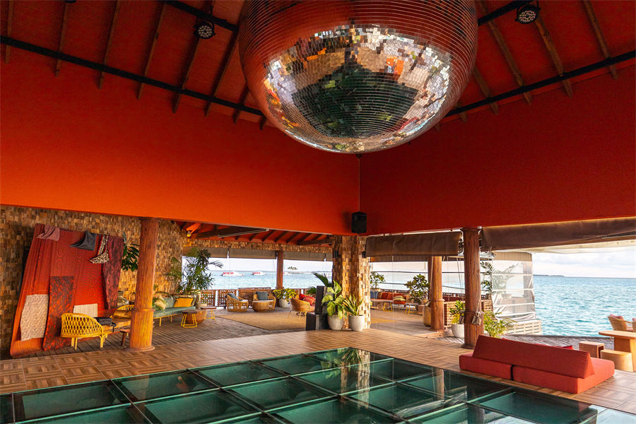 芙拉瓦希 - 成人酒吧图片2 - The Standard，Huruvalhi Maldives Beru Bar Photo 2