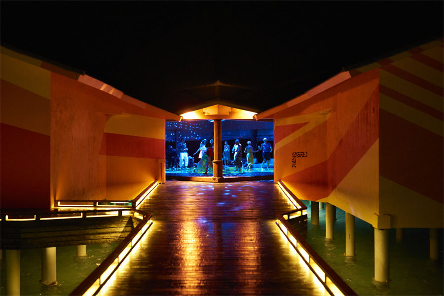 芙拉瓦希 - 成人酒吧图片3 - The Standard，Huruvalhi Maldives Beru Bar Photo 3