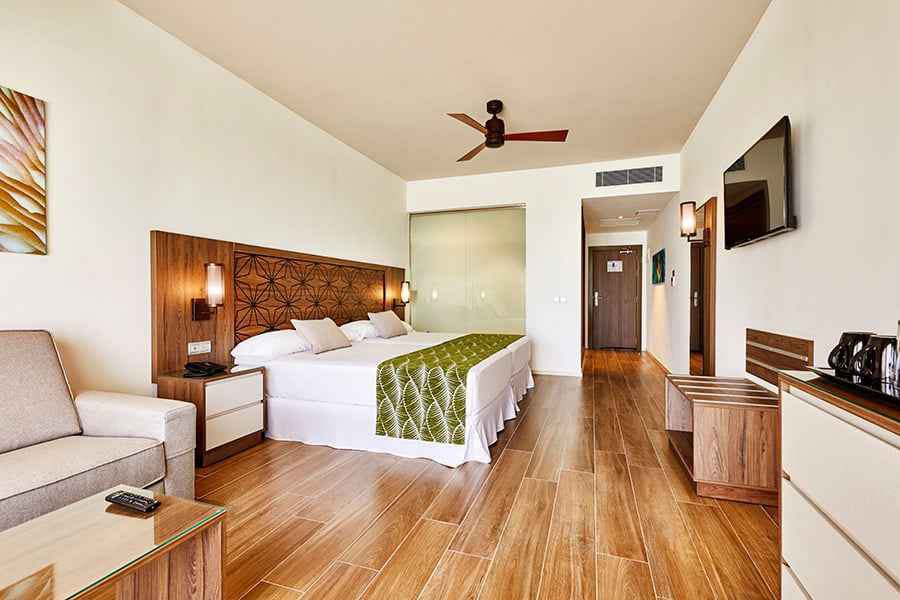 悦宜湾珊瑚 - 双人沙滩房图片 - Hotel RIU Atoll Maldivas Room