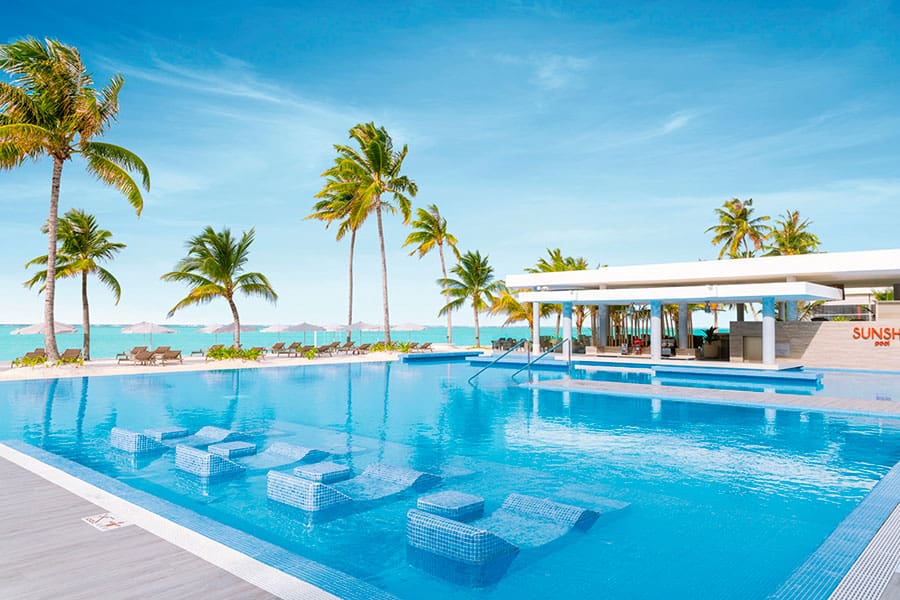 悦宜湾珊瑚度假村图片1 - Hotel RIU Atoll Maldivas Resort Photo 1